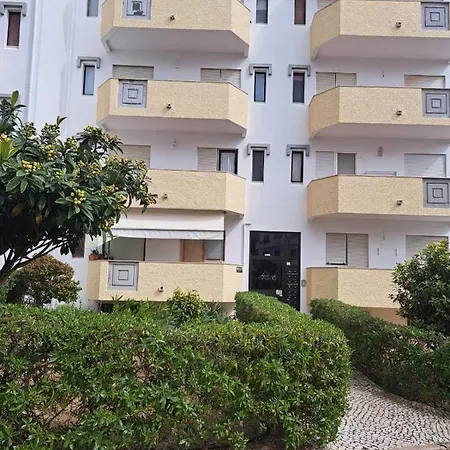 Shared Apartment In Olhos De Agua Apartament *